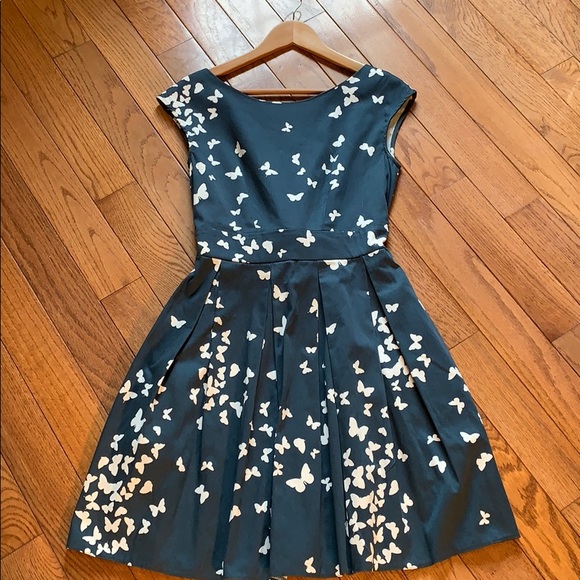 Closet London Dresses & Skirts - Closet London 'Fluttering Romance' Dress